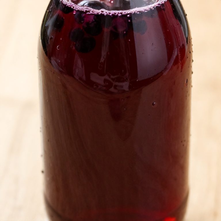 homemade sugar free blueberry syrup