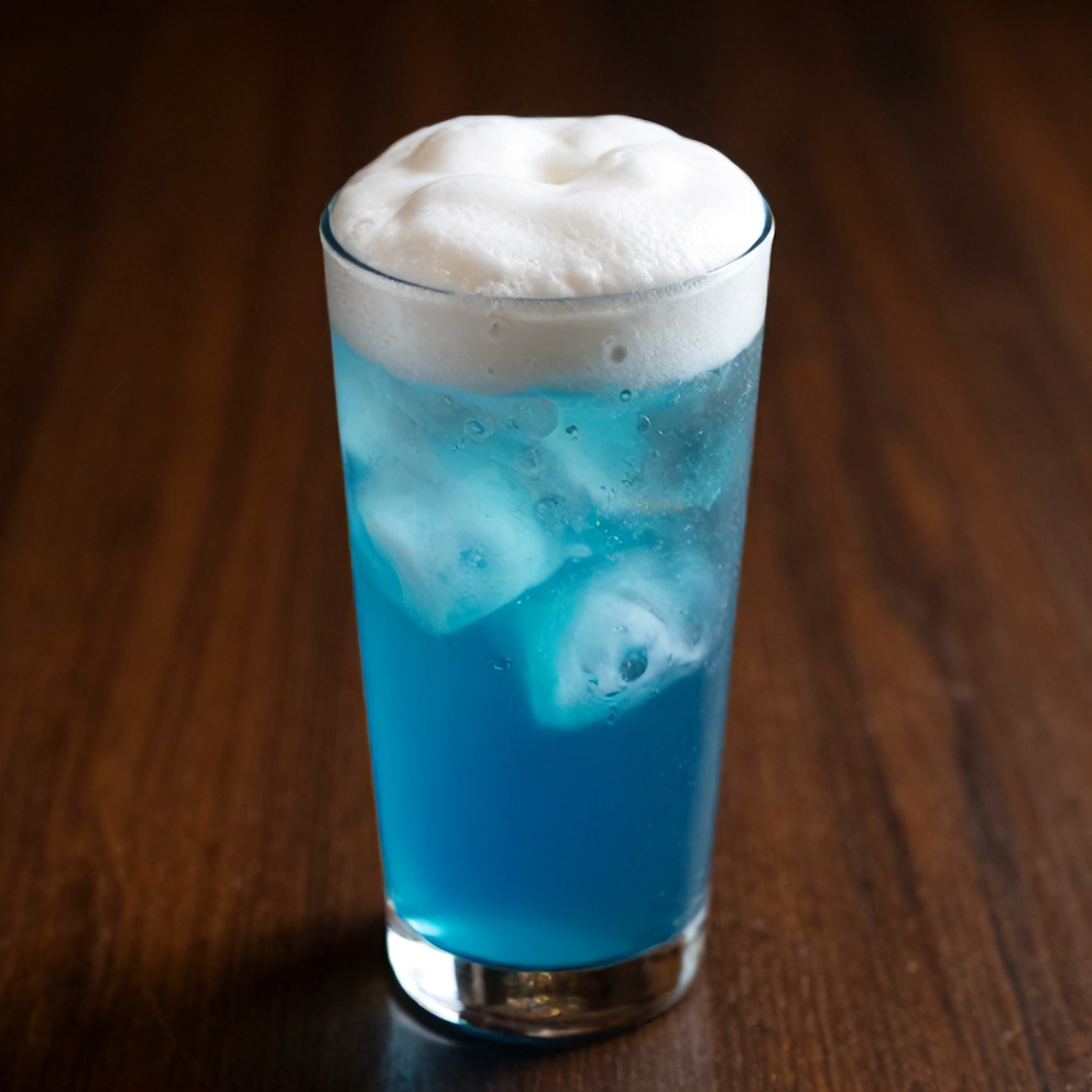 iced blue tea latte